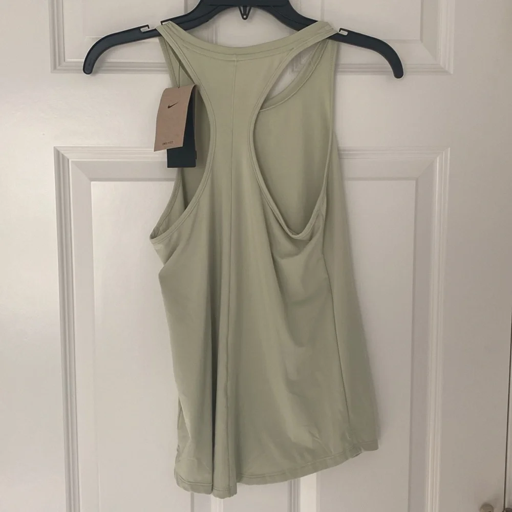 NWT. Nike Training Tank Top